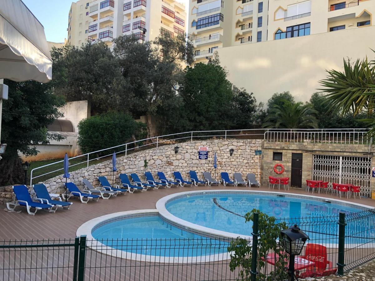 Squash Club Apartamentos Portimão Exteriör bild